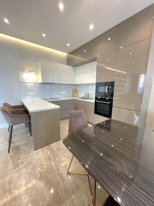 Vip Apartment 120M2 With Panoramic Windows, 22 Floor. Obolon 키예프 외부 사진