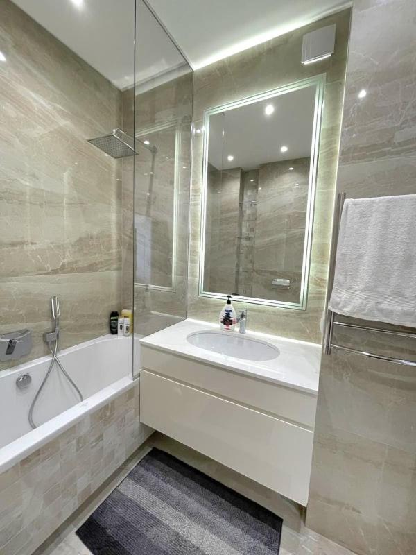Vip Apartment 120M2 With Panoramic Windows, 22 Floor. Obolon 키예프 외부 사진