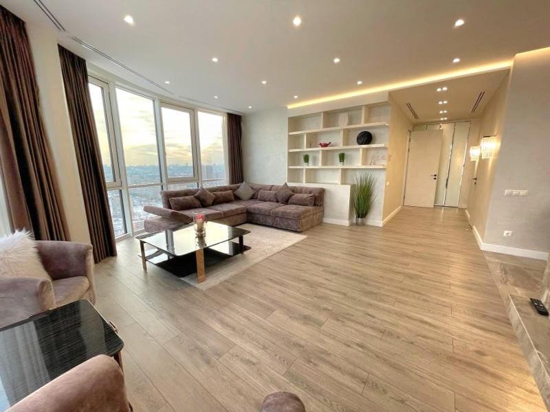 Vip Apartment 120M2 With Panoramic Windows, 22 Floor. Obolon 키예프 외부 사진